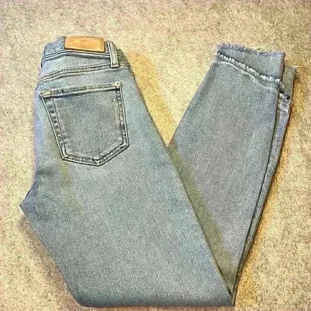 7 for all Mankind, The Ankle Skinny Lux Vintage. Unique Ankle Detail!! - Picture 5 of 12